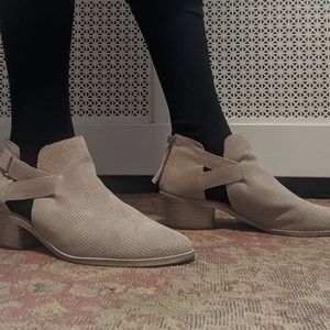 Dolce Vita Ankle Boots